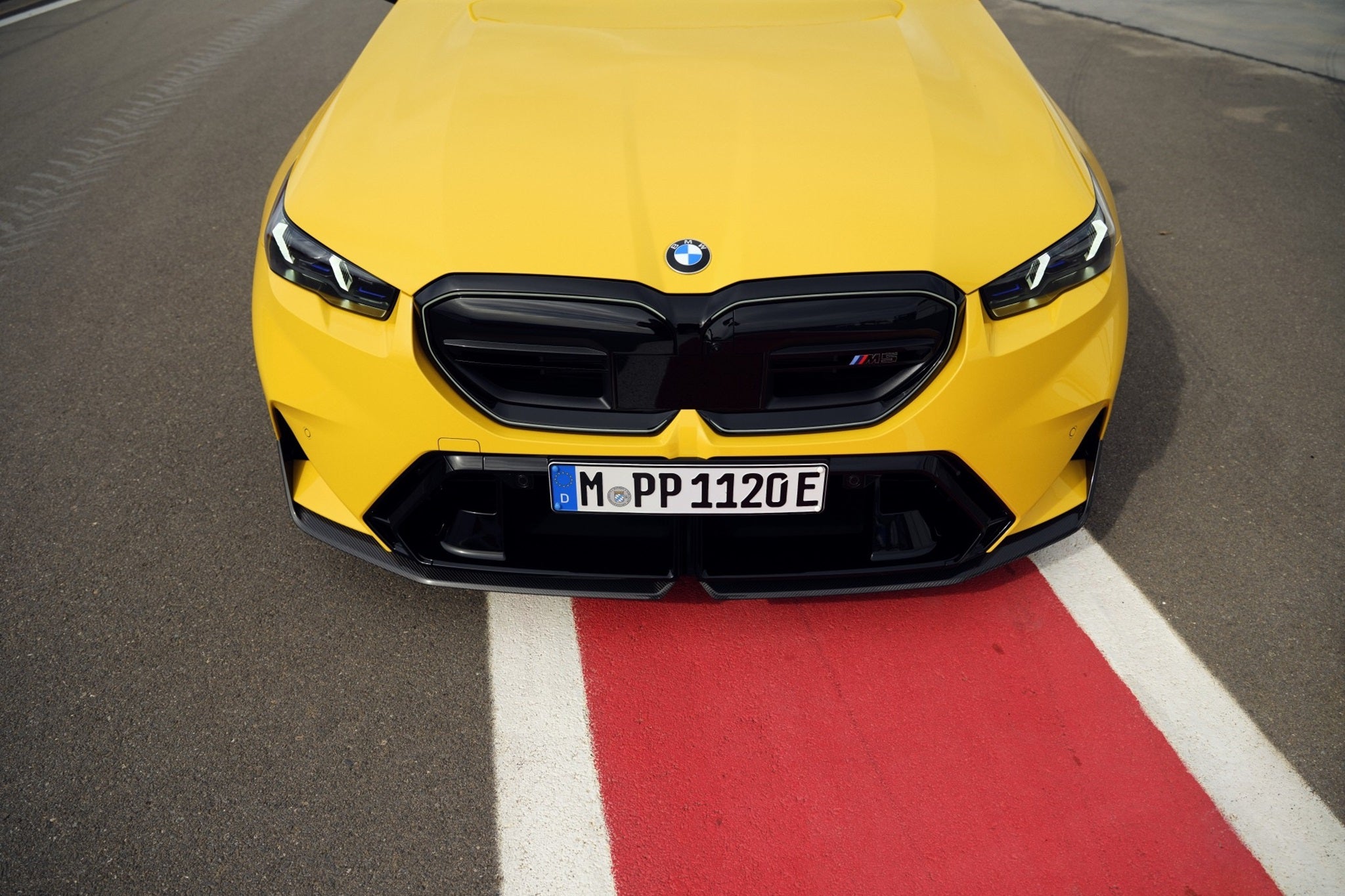 BMW M Performance G90 / G99 M5 Carbon Front Splitter Set