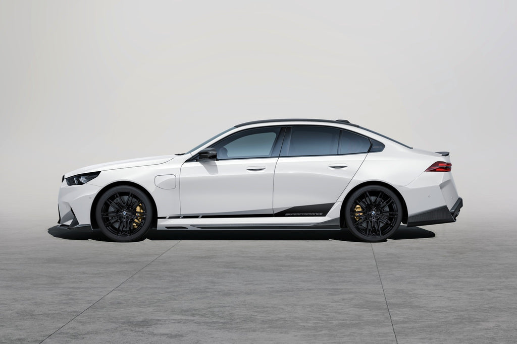 BMW M Performance G90 / G99 M5 Carbon Side Skirt Set