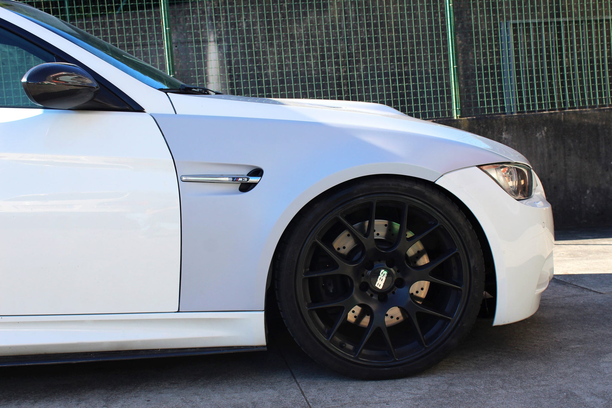 Close up side profile view