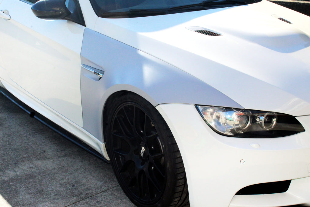 Front profile Fender view