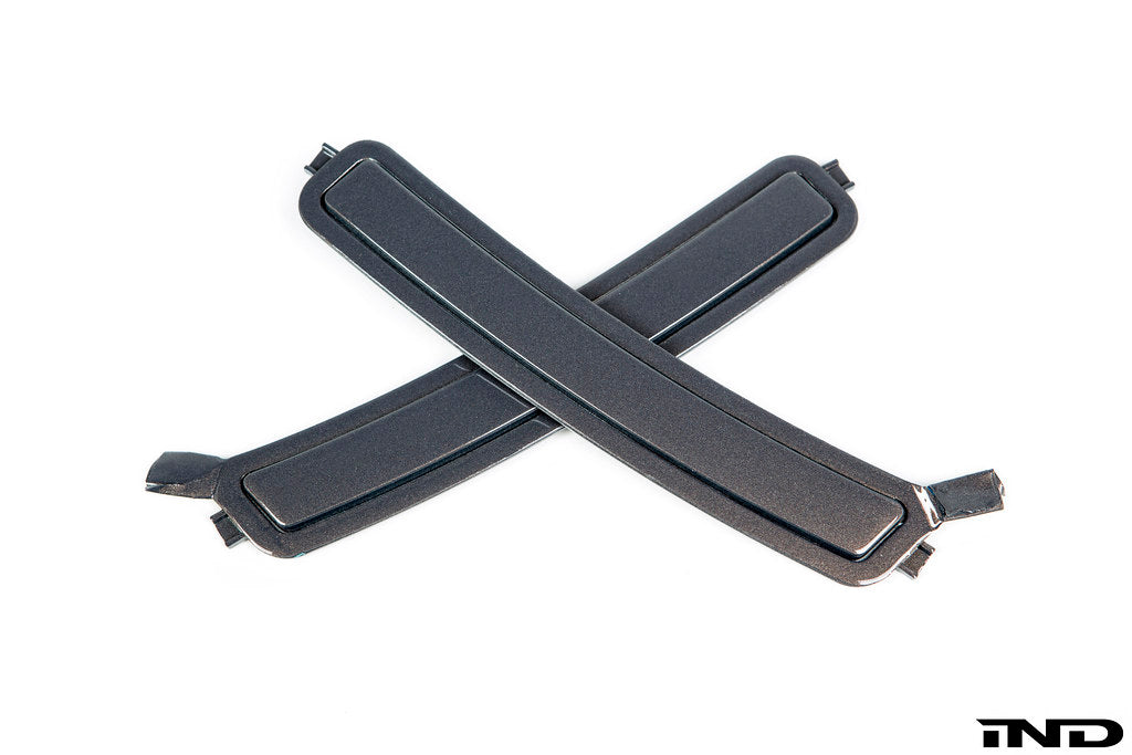 IND painted front reflector set for the BMW F90 M5 and G30 5-Series shown on a white background