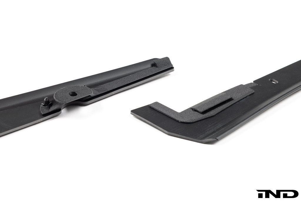 Megachip G8X M2 M3 M4 exterior splash guard set in white, designed to protect vehicle undercarriage from debris.