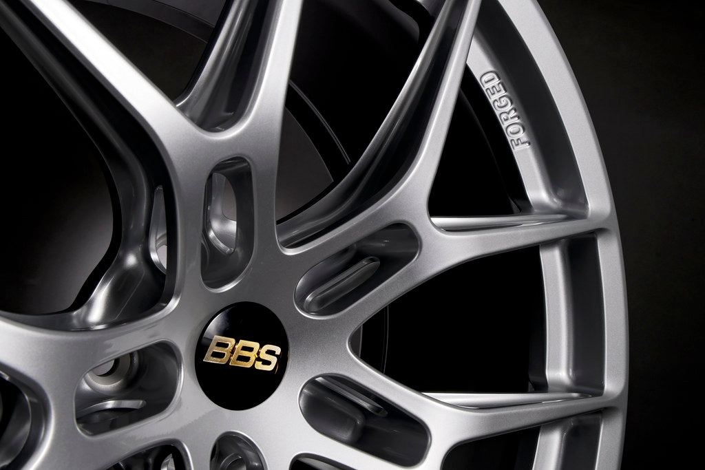 BBS G8X MAG-R 20-inch wheel set for M2, M3, and M4 models, featuring white finish and sleek alloy design.