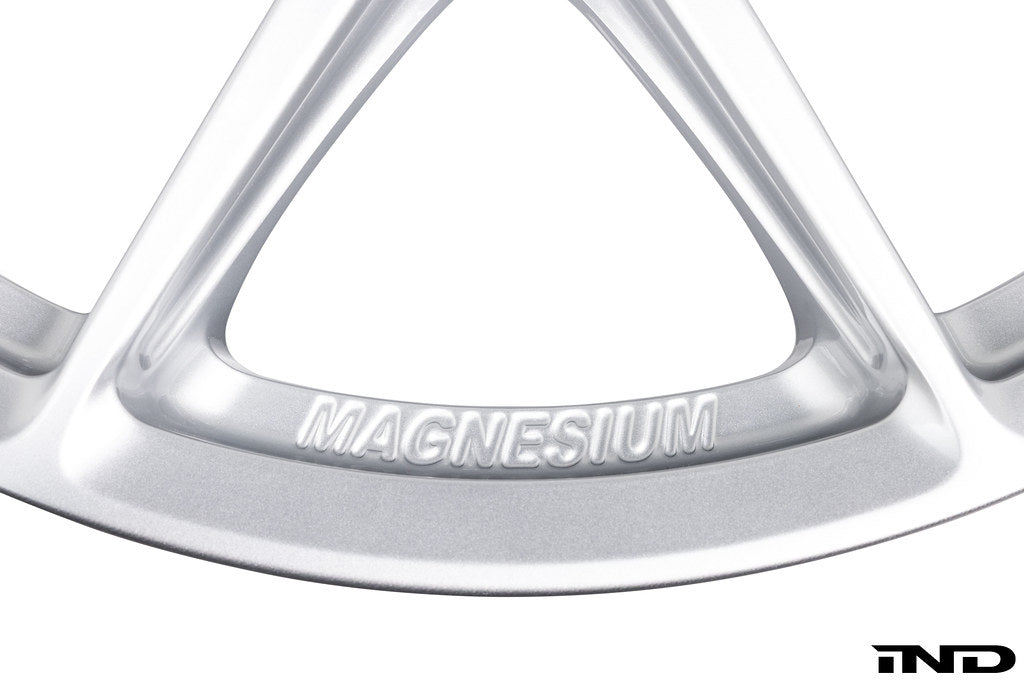 BBS G8X M2, M3, M4 20-inch MAG-R wheel set with white background, showcasing the stylish alloy wheels for sports cars.