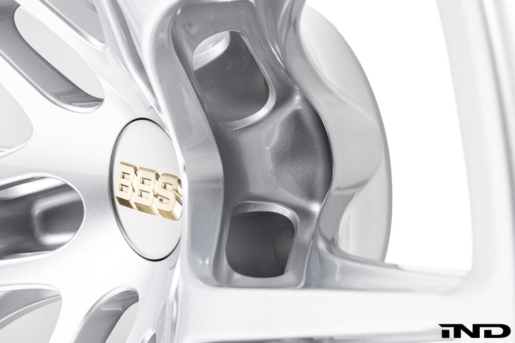 BBS G8X M2, M3, M4 Mag-R 20-inch wheel set with white background, showcasing the sporty alloy wheels.