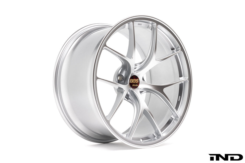 BBS G8X M2, M3, M4 20-inch wheel set in diamond silver finish on a white background.