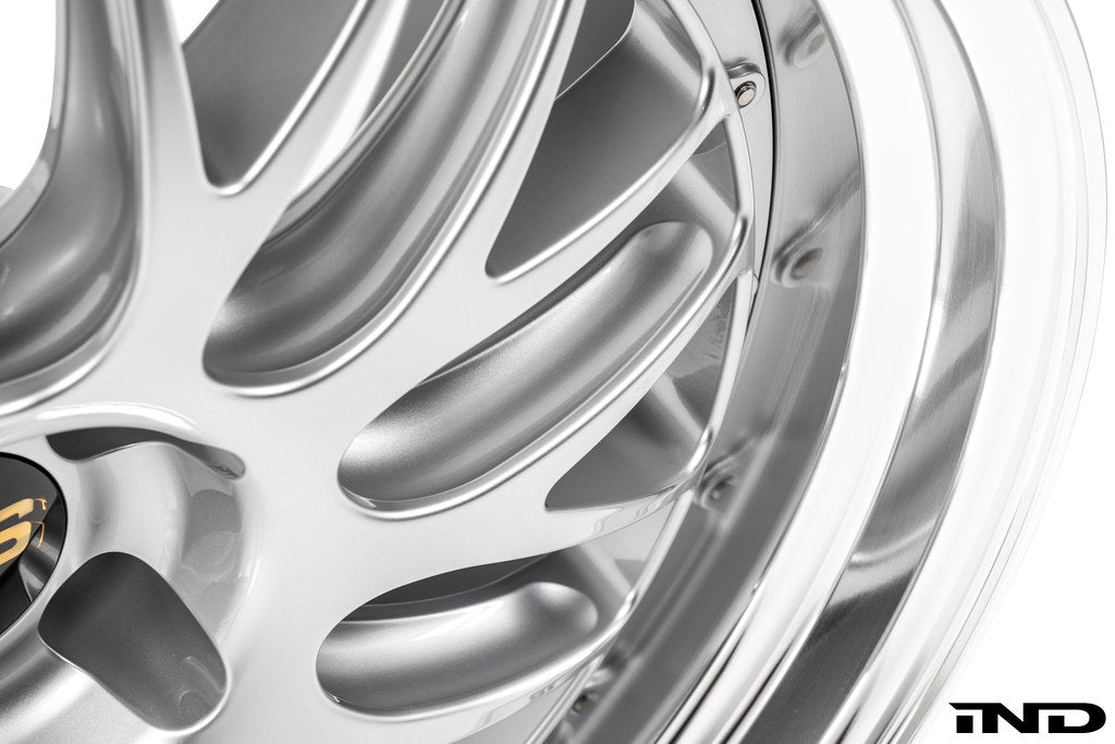 BBS G8X M2 M3 M4 RT-88 20-inch silver wheel set with five-spoke design and center cap for performance vehicles