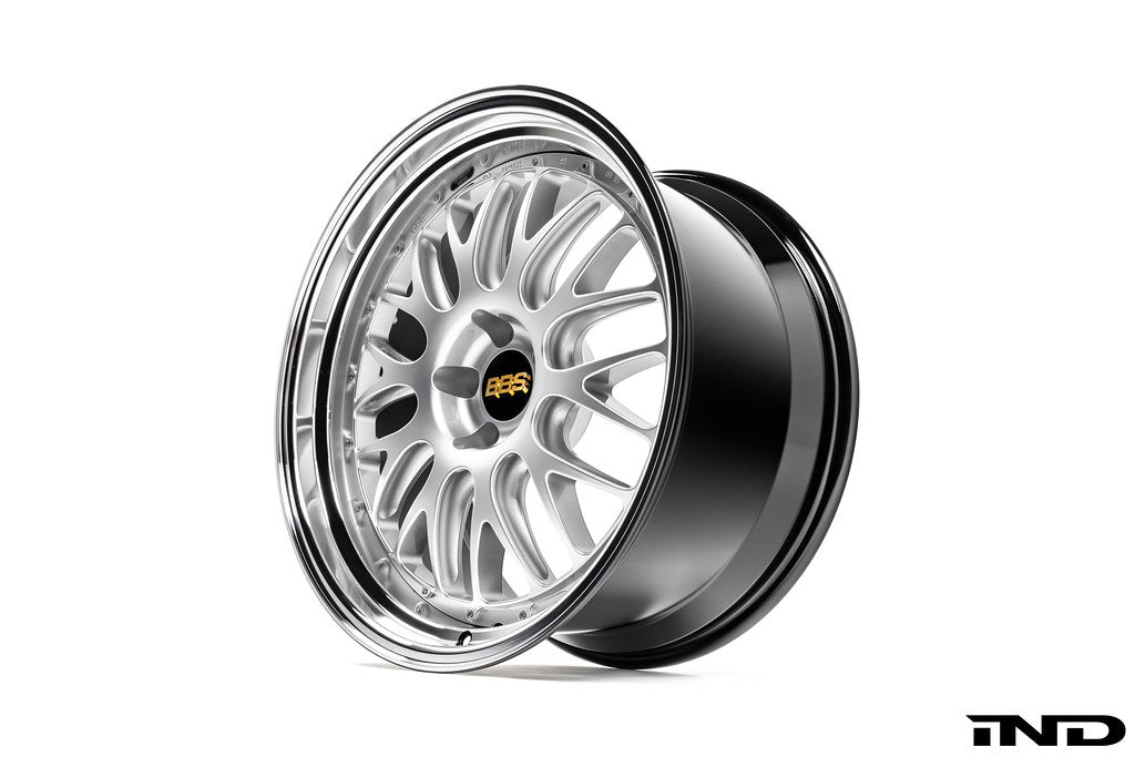 BBS G8X M2/M3/M4 RT-88 20-inch silver alloy wheel set showing close-up of rims with silver centers and detailed design.