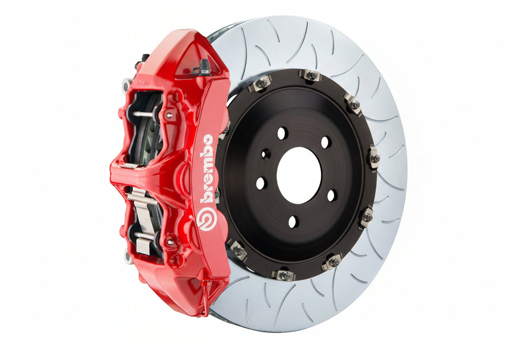Brembo F85 X5M / F86 X6M GT big brake kit with 405mm 2-piece front brakes, slotted rotors in red and white.
