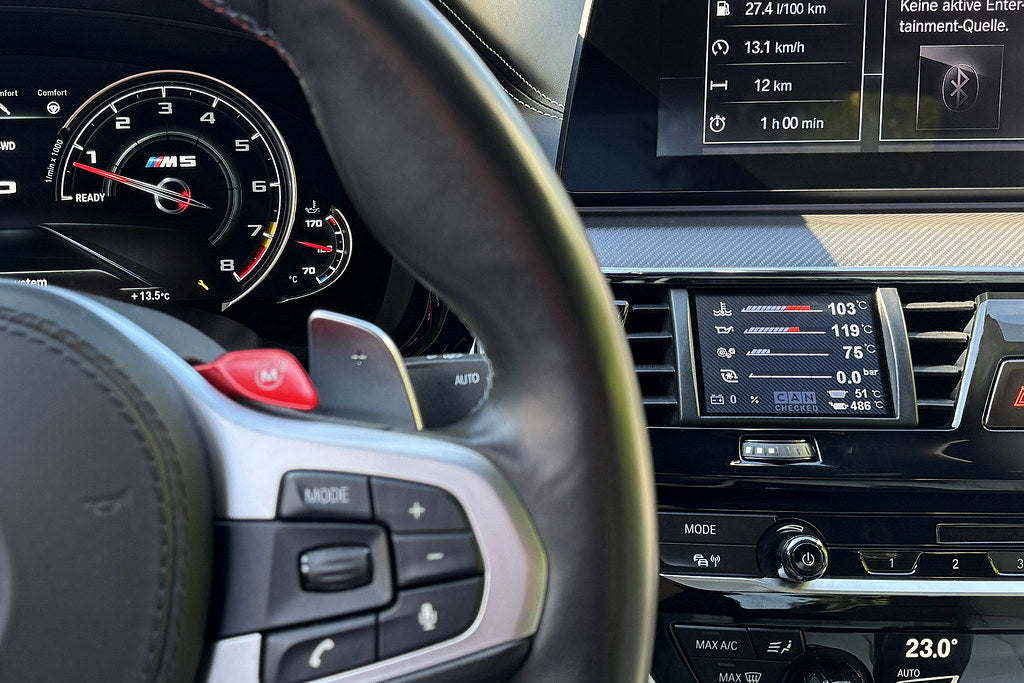CANchecked F90 M5 G30 5-Series interior multi-function display, 3.2-inch Gen2 screen installed in BMW F90 M5 interior.