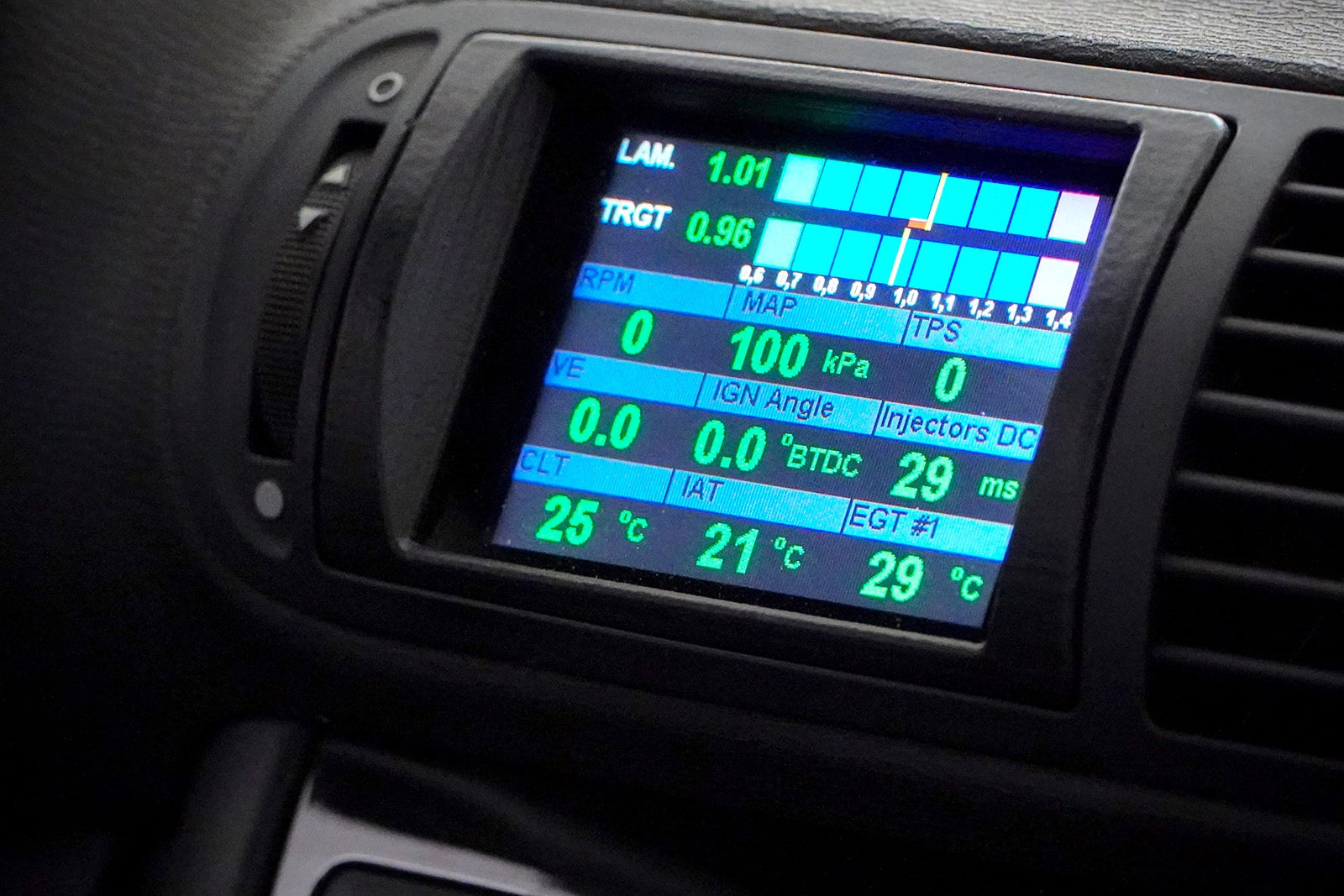 The vehicle-specific CANchecked MFD32 Gen2 for your Audi A3/S3 8L FL product photo on white background
