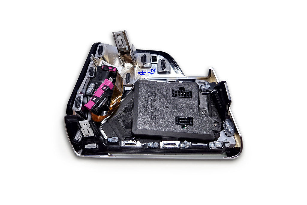CANchecked G8X M2/M3/M4 Multi Function Display 3.2" Gen2 preassembled vent housing for BMW G87 G80 G82 interior.