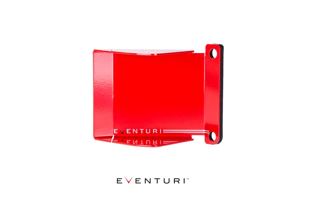 Eventuri BMW Z4 M hybrid carbon airbox system for E85/E86 Z4M, showing the sleek carbon fiber intake with white background.