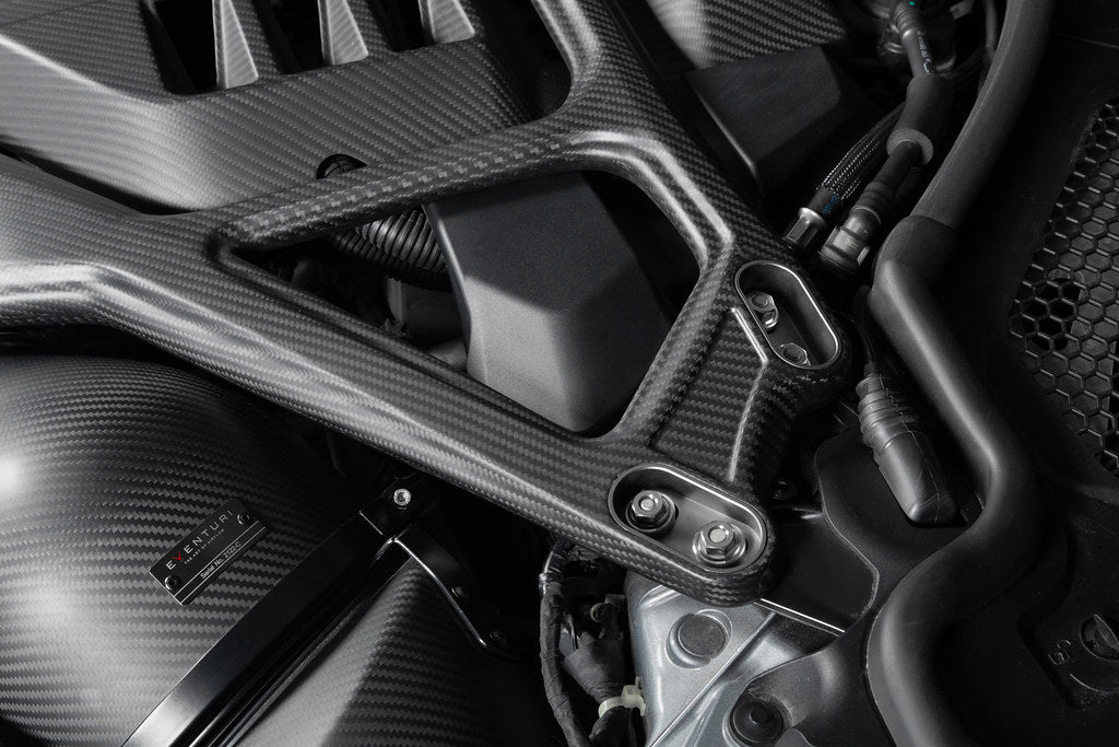 Eventuri matte carbon CSL strut brace installed on BMW G8X M2 M3 M4 engine bay