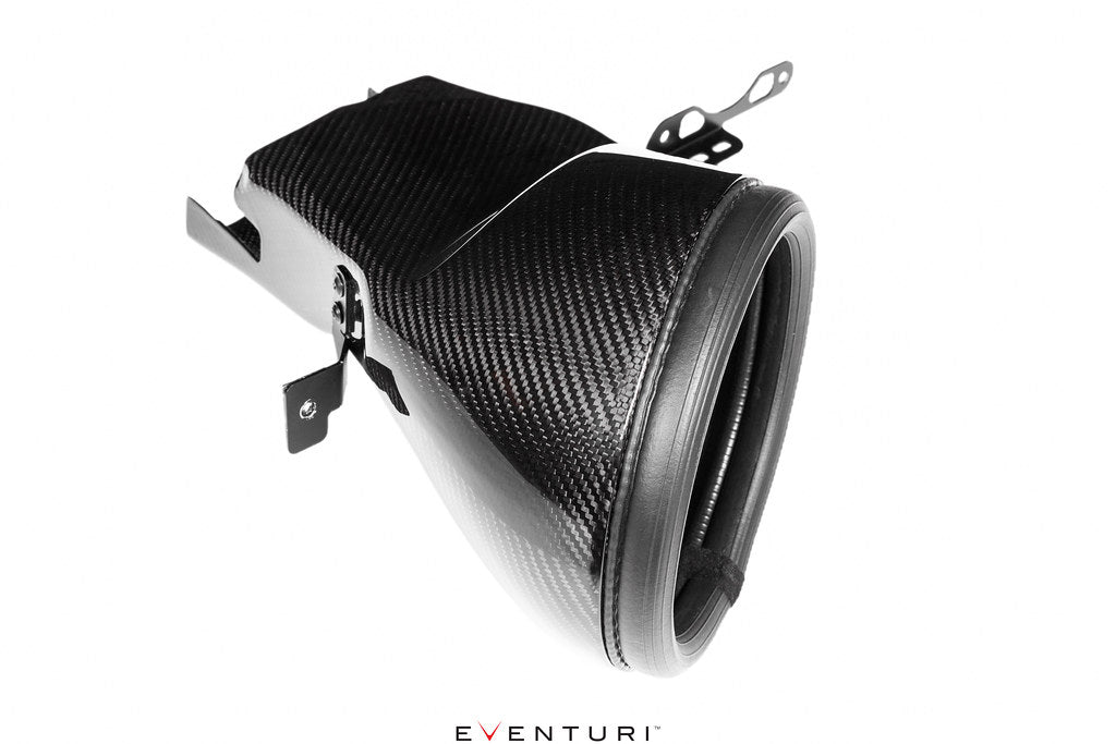 Eventuri GR Yaris Carbon Intake System in gloss white with performance design, showcasing the sleek carbon fiber components.