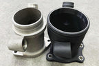 Eventuri black carbon intake system for Audi C8 RS6 and RS7, shown with factory turbo inlet airflow comparison.