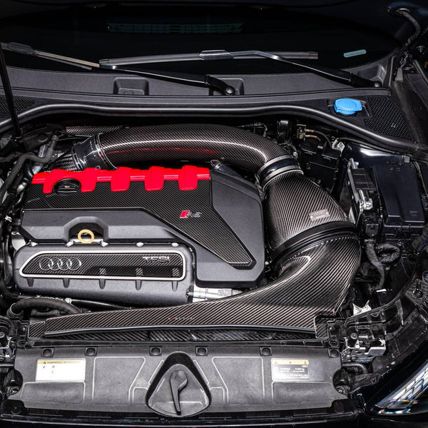 Eventuri black carbon intake on an Audi 8Y RS3