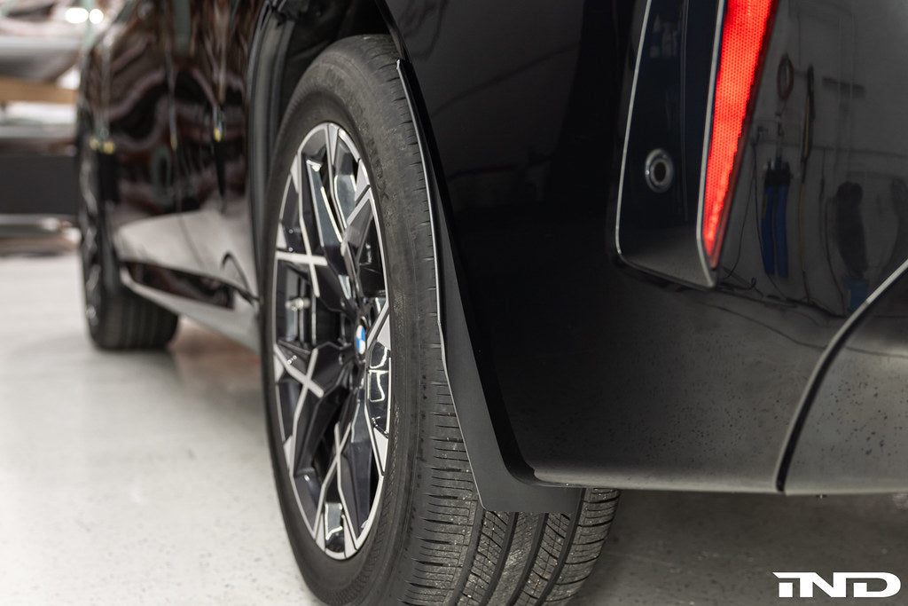 Megachip G45 X3 splash guard set installed on BMW G45 X3 exterior, factory bodyline fitment, durable protection for vehicle sides.