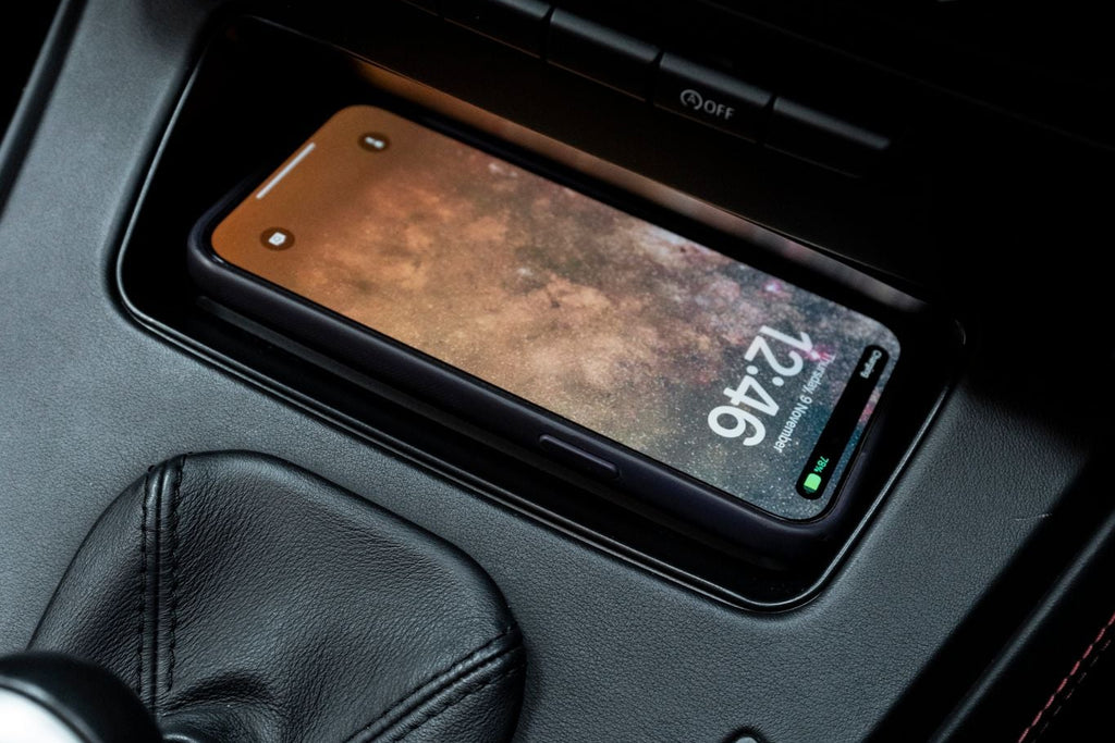 Induktiv E9X 3-Series Wireless Charger Kit