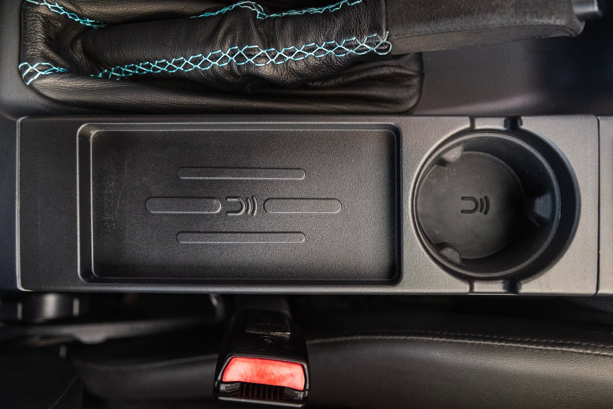 Induktiv E46 3-Series Wireless Charger Kit