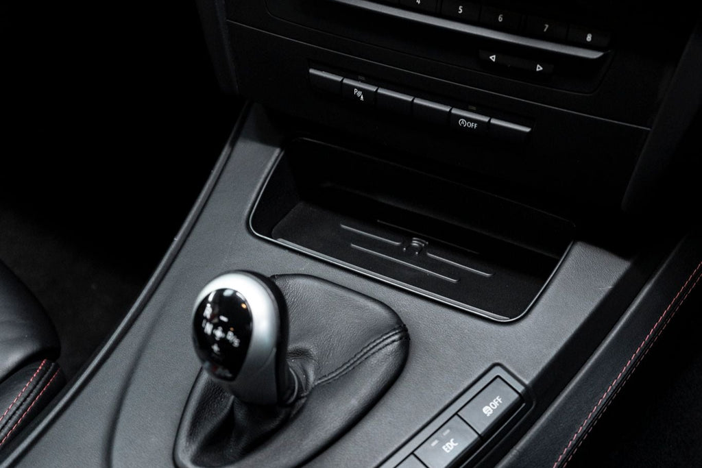 Induktiv E9X 3-Series Wireless Charger Kit