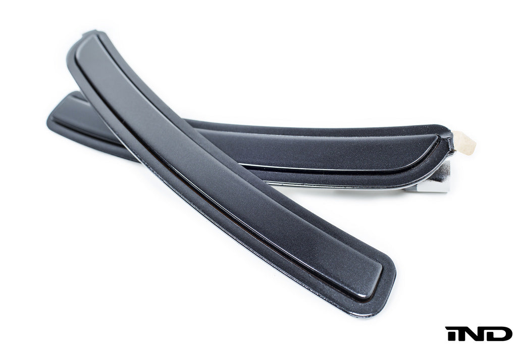 iND i12 i8 painted front reflector set - iND Distribution