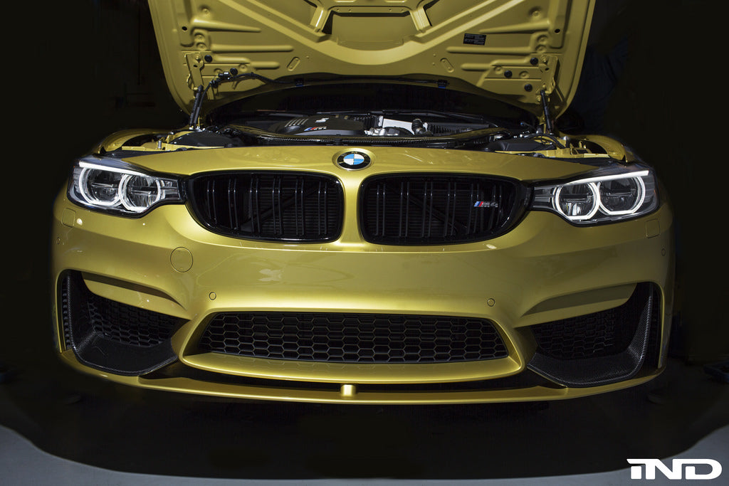 bmw f82 m4 mパフォーマンス　フロントスプリッター BMW M Performance F8x M3 M4 Carbon Front Splitters Lower Lip