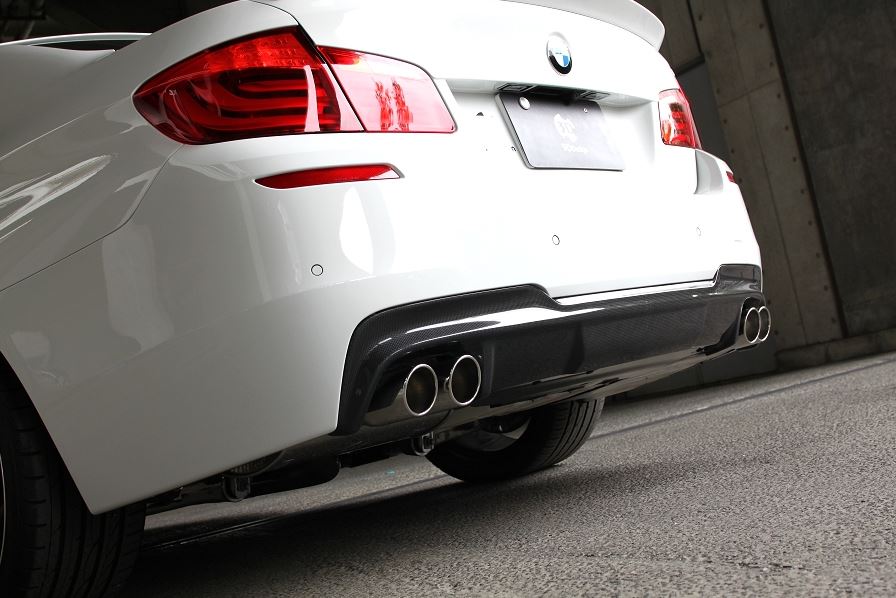 3d design f10 f11 m sport carbon fiber rear diffuser - iND Distribution