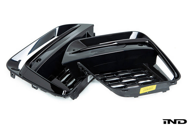 iND g0x x3 x4 m40i painted front boomerang trim set - iND Distribution