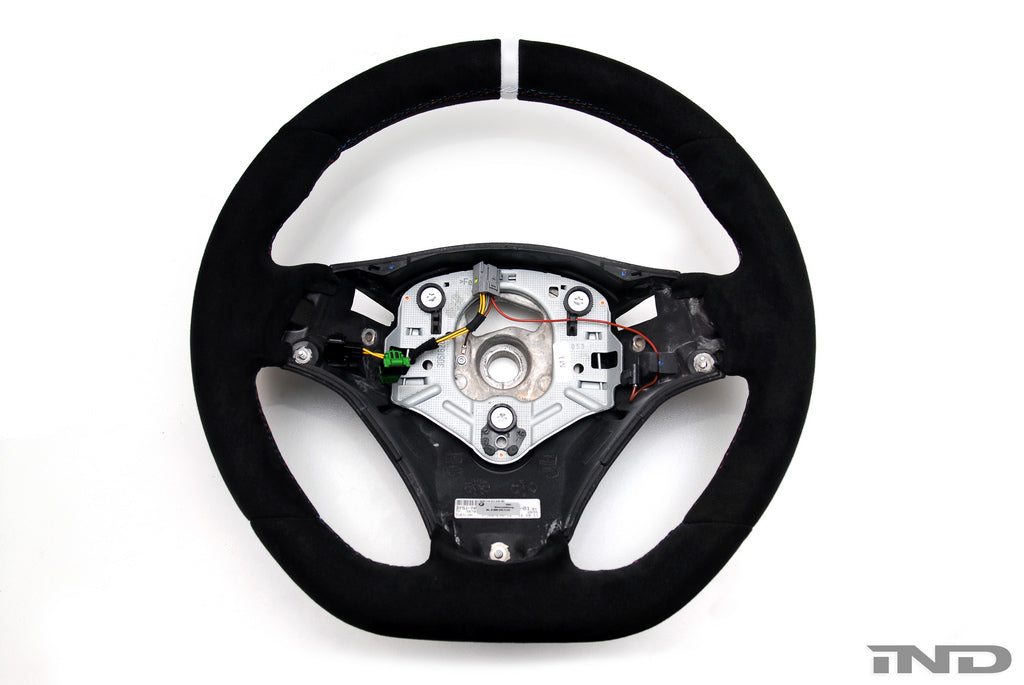 BMW Performance e9x m3 steering wheel - iND Distribution