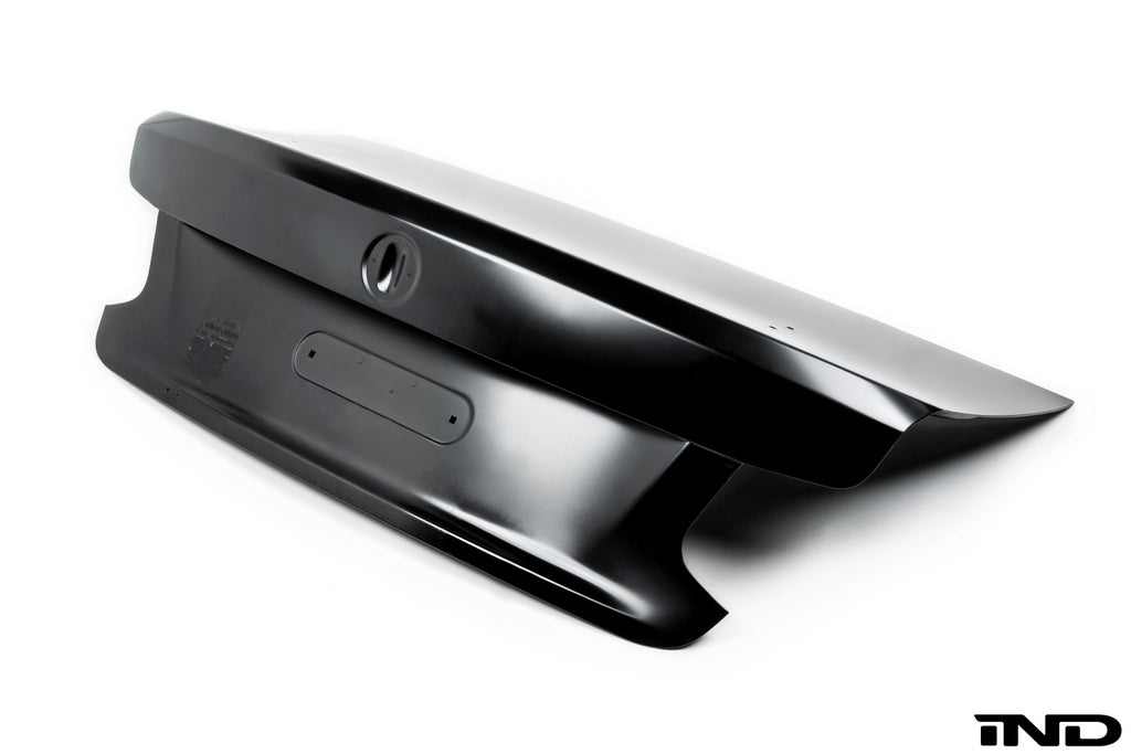 BMW motorsport f22 m235ir race trunk - iND Distribution