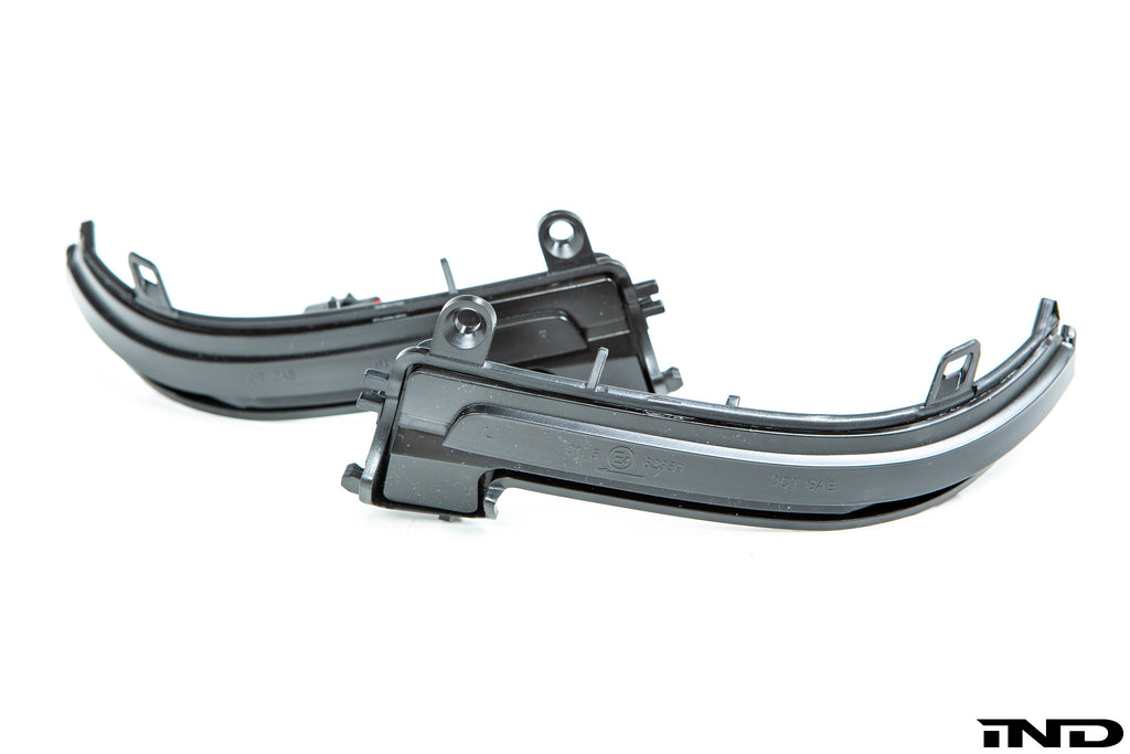 AutoTecknic f chassis tinted dynamic sequential led turn signal - iND Distribution