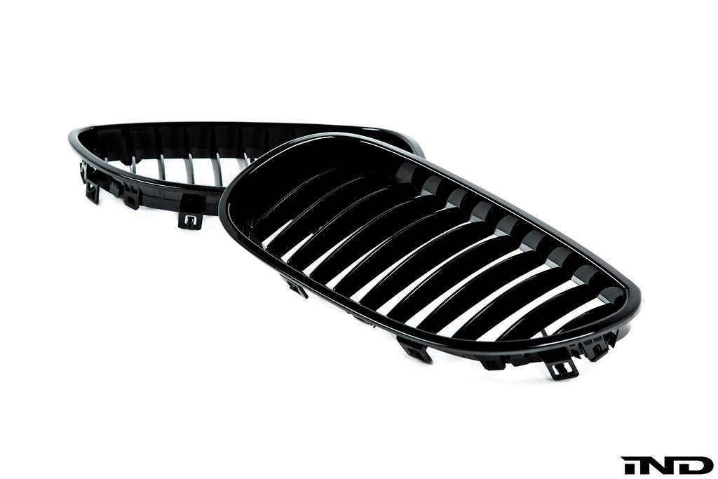 IND E60 M5 Painted Front Grille Set