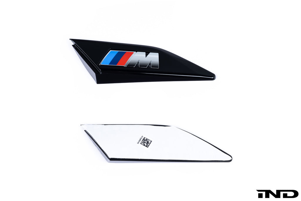 BMW G07 X7 M Fender Emblem Set - Gloss Black