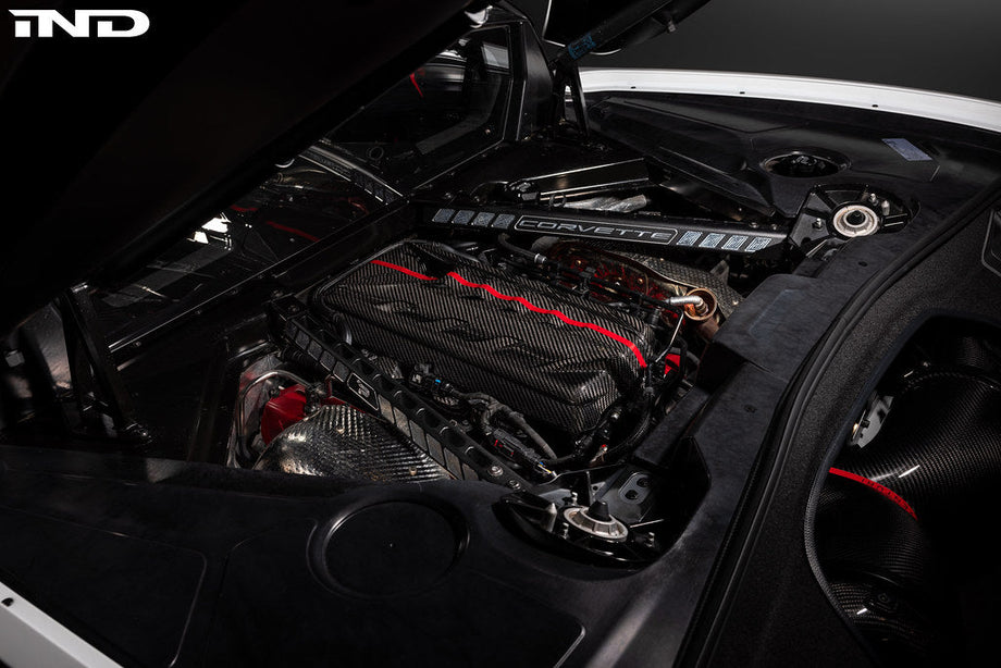 Eventuri C8 Corvette Carbon Engine Cover Preg Black Carbon