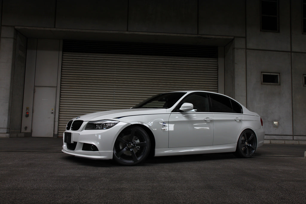 3d design e90 e91 m sport front lip spoiler - iND Distribution