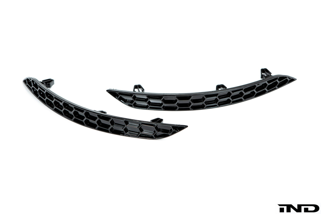 Acexxon 8v rs3 rear reflector inset set honeycomb - iND Distribution