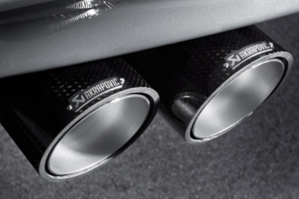 Akrapovic E82 1M Coupe Slip-On Exhaust System w/ Carbon Tail Pipe Set (Titanium)