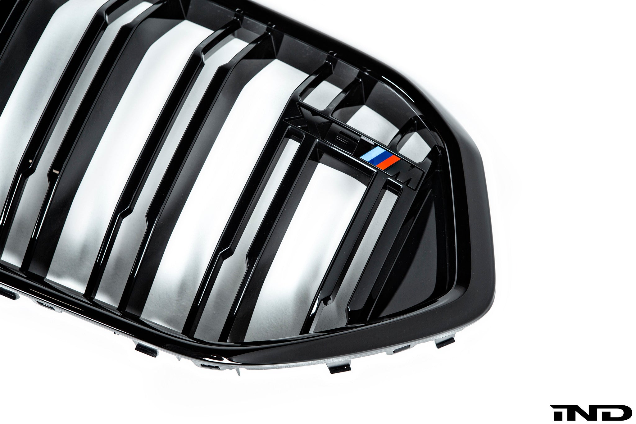 BMW F96 X6M Gloss Black Front Grille