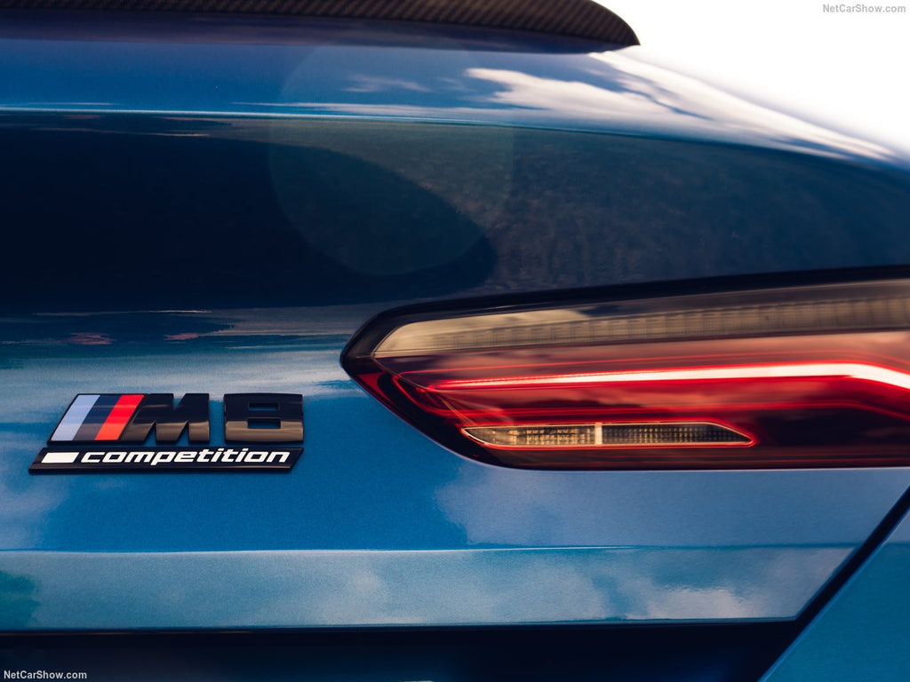 BMW f92 m8 competition trunk emblem gloss black 1 - iND Distribution