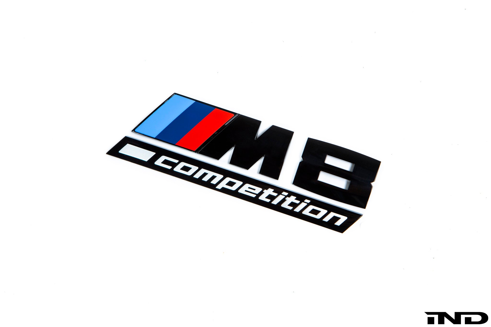 BMW f92 m8 competition trunk emblem gloss black 1 - iND Distribution