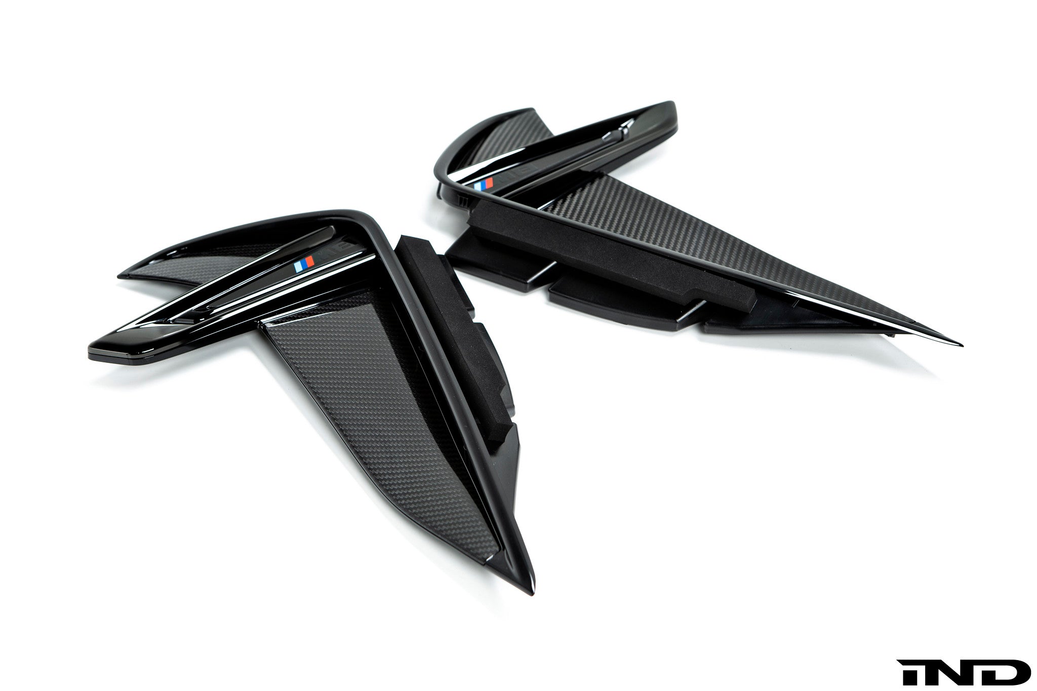 BMW m Performance f92 m8 carbon side grille set - iND Distribution