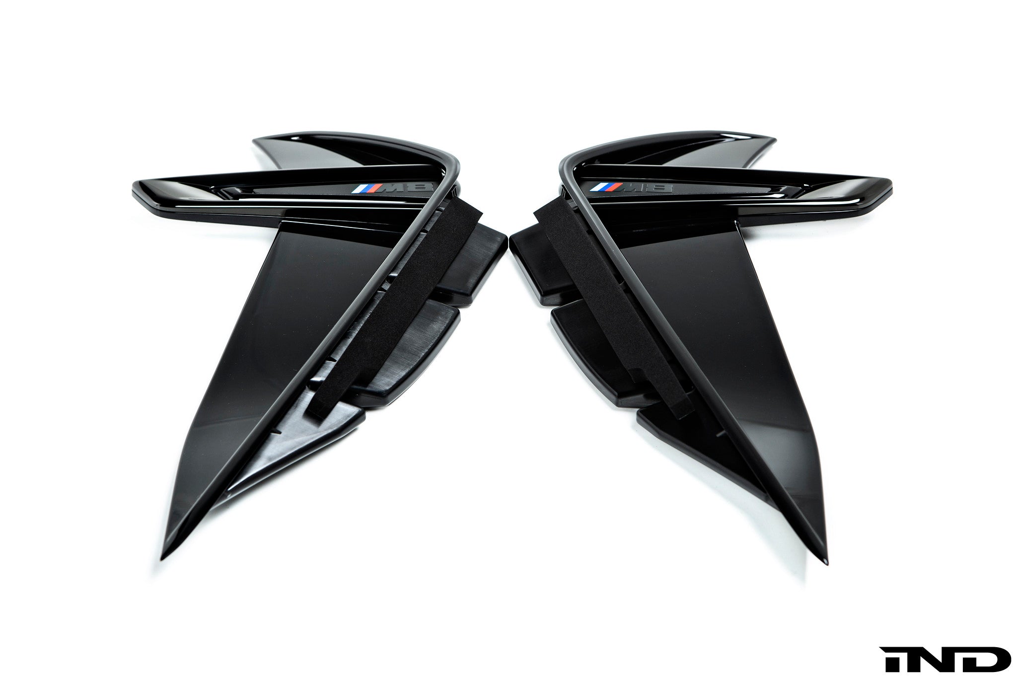 BMW M Performance F9X M8 Shadowline Side Grille Set - iND