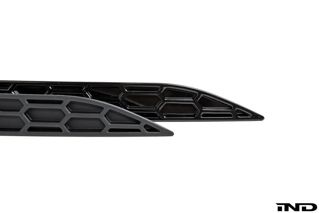 Acexxon F22 2-Series M-Sport Rear Reflector Insert Set - Honeycomb