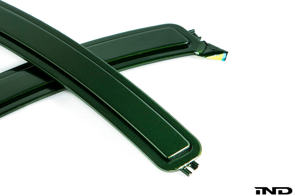 IND IND F90 M5 and G30 5-Series painted front reflector set for exterior enhancement, shown on vehicle.