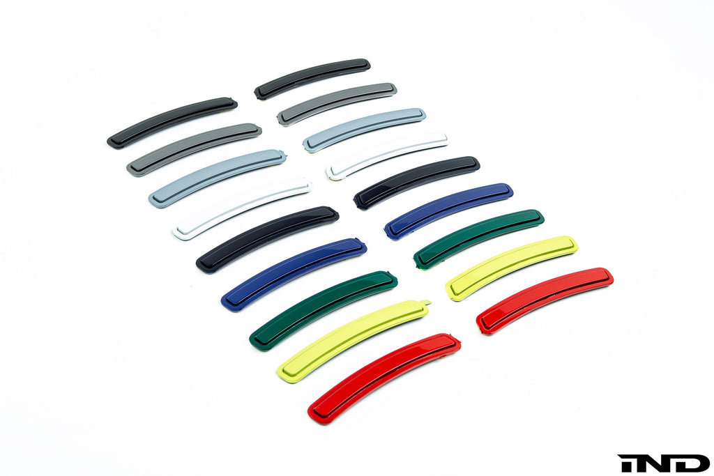 IND G8X M3 / M4 Painted Front Reflector Set
