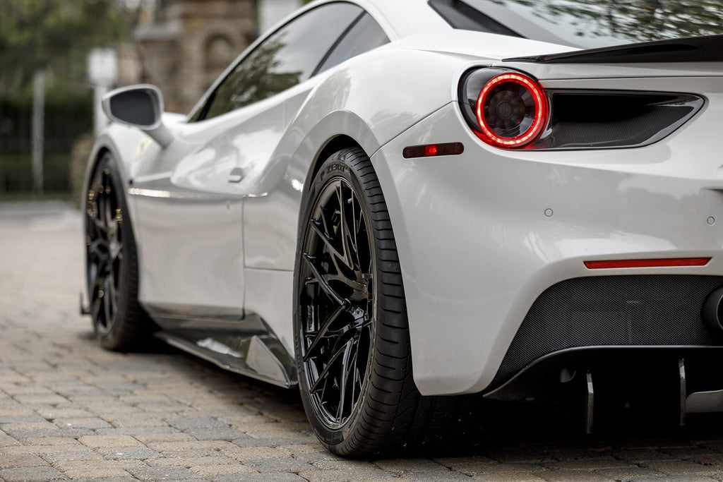 Vorsteiner FERRARI 488 ITALIA Sideskirts Carbon Fiber Glossy