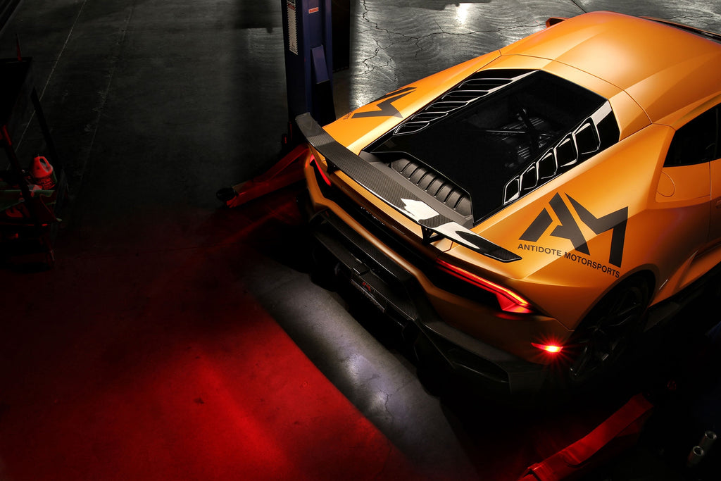 Vorsteiner lamborghini huracan novara decklid carbon fiber glossy may effect radio reception - iND Distribution