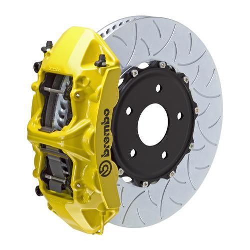 Brembo F8X M2 M3 M4 GT big brake kit with 380x34mm 2-piece front slotted brakes and yellow calipers, 6-piston design.