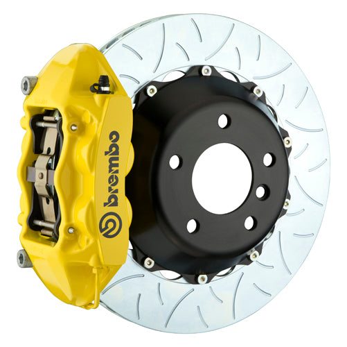 Brembo F8X M2 M3 M4 GT big brake kit with 345x28mm 2-piece rear slotted brake rotors and yellow 4-piston calipers.